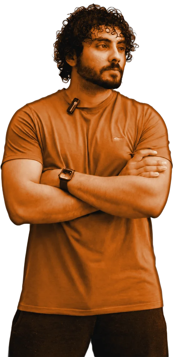 Samuel Vilela, treinador, de braços cruzados
